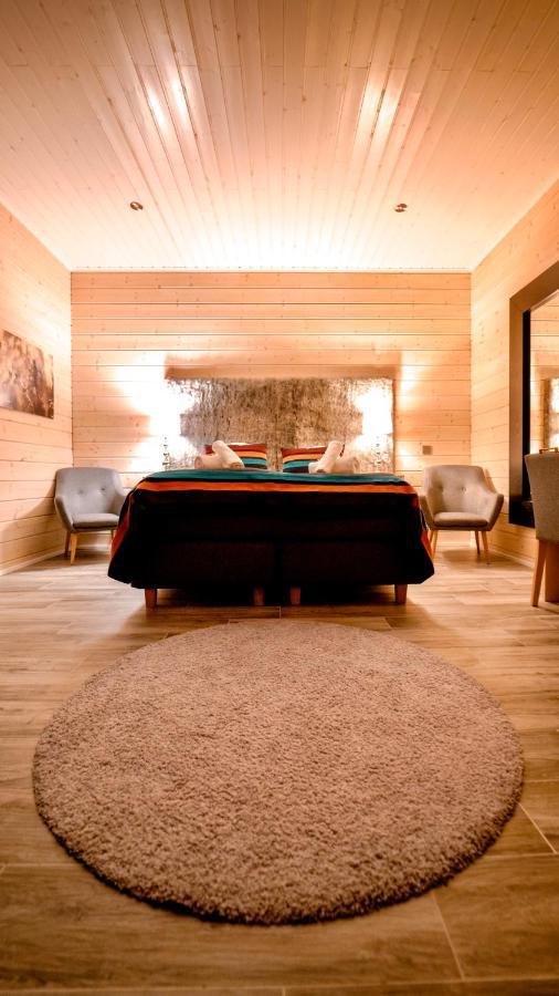 Hotelli Wilderness Muotka & Igloos 4*