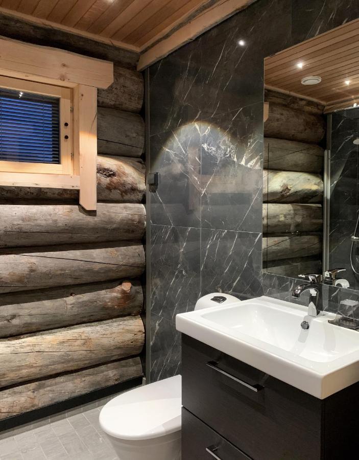 Wilderness Muotka & Igloos Hotelli